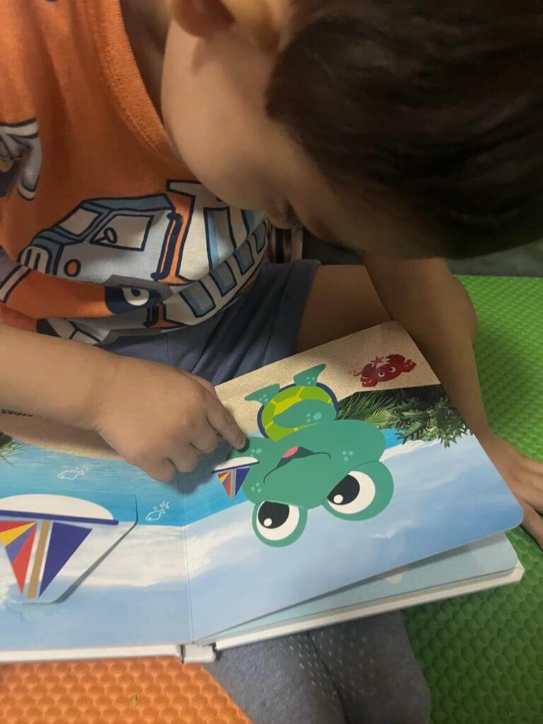 Sesiones de terapia de lenguaje y lectoescritura inicial